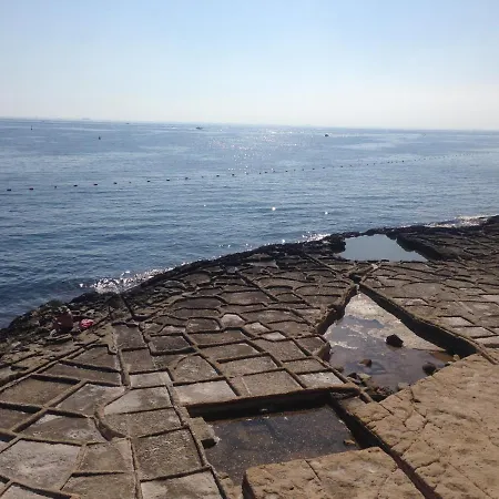 Apartamento Lovely Large Seafront *